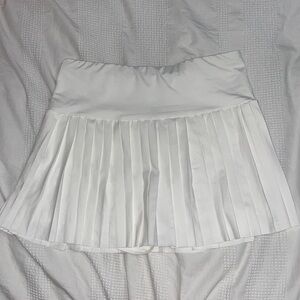 SHEIN White Pleated Tennis Skirt